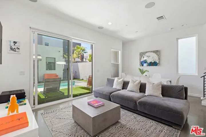 2705 Paragon Loop, Palm Springs, California 92262