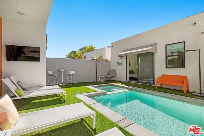 2705 Paragon Loop, Palm Springs, California 92262