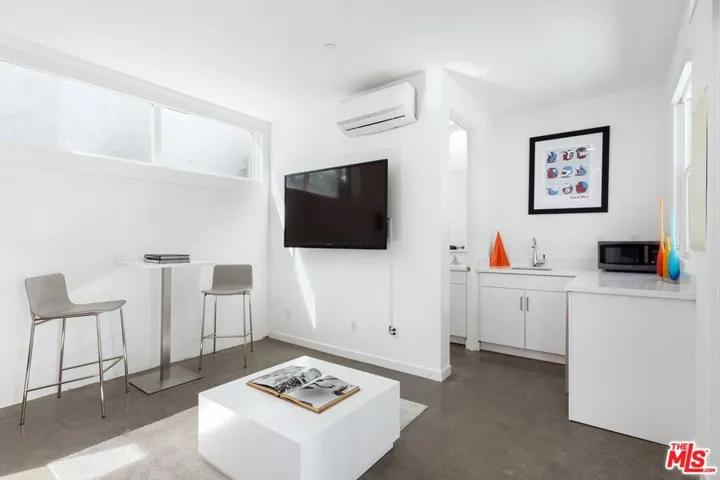 2705 Paragon Loop, Palm Springs, California 92262