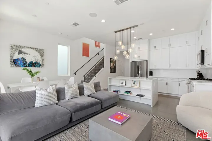 2705 Paragon Loop, Palm Springs, California 92262