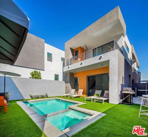 2705 Paragon Loop, Palm Springs, California 92262