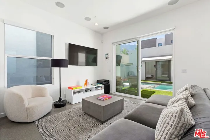 2705 Paragon Loop, Palm Springs, California 92262