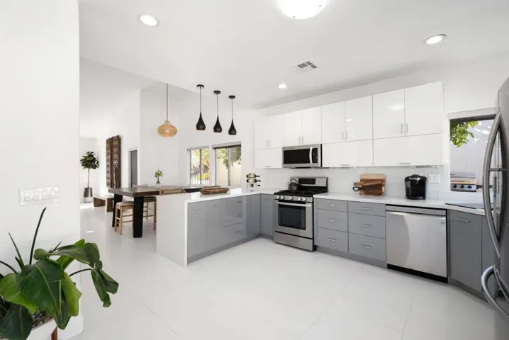 19-web-or-mls-NMWestbrook_2022_019