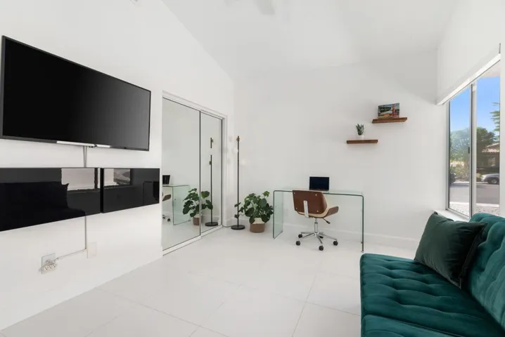30-web-or-mls-NMWestbrook_2022_030