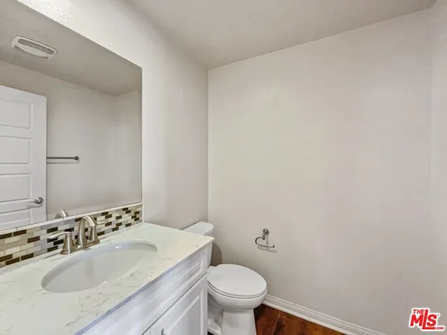 14114 W Oak Lane, Van Nuys, California 91405