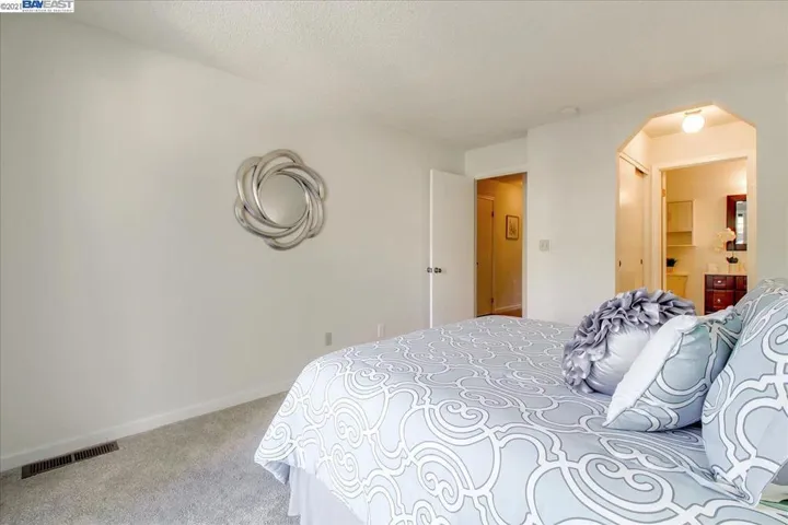 2067 Fostoria Cir., Danville, California 94526-5560