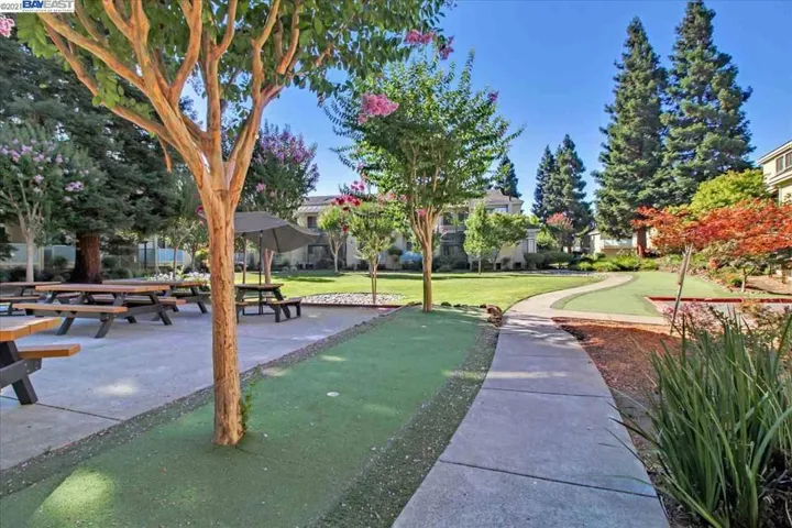 2067 Fostoria Cir., Danville, California 94526-5560
