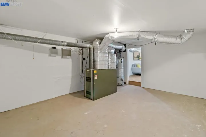 716 Mandana Blvd, Oakland, California 94610