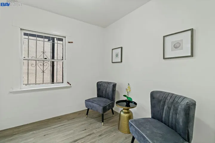 716 Mandana Blvd, Oakland, California 94610