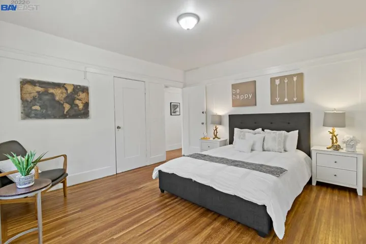 716 Mandana Blvd, Oakland, California 94610