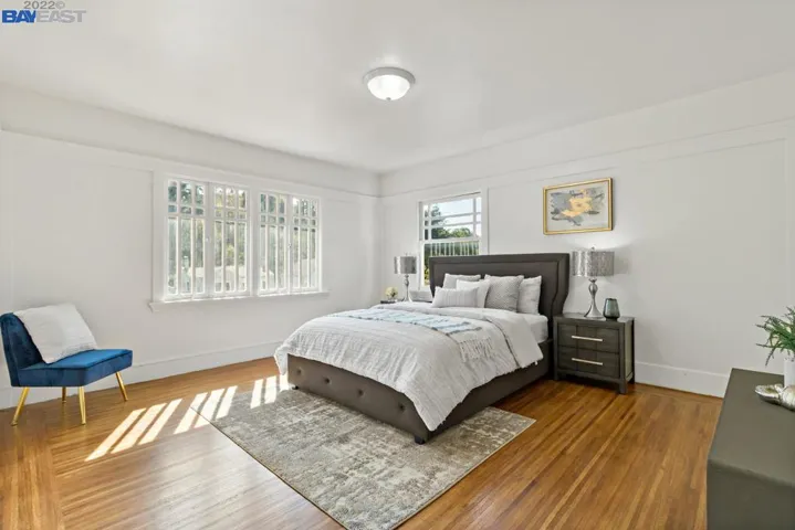 716 Mandana Blvd, Oakland, California 94610