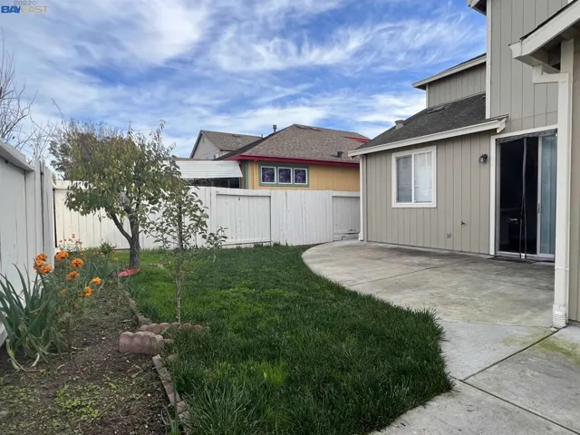 3253 Homestead Ln, Santa Rosa, California 95407