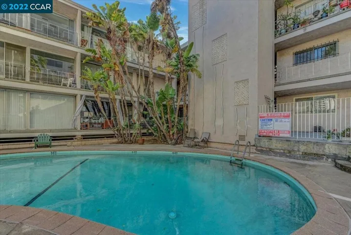 1425 Lakeside Dr 206, Oakland, California 94612