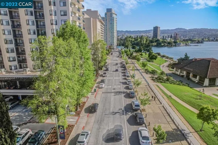 1425 Lakeside Dr 206, Oakland, California 94612