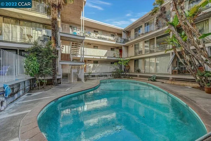 1425 Lakeside Dr 206, Oakland, California 94612