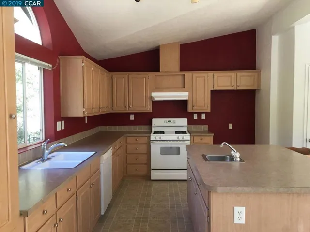 17760 Blue Bell E, Sonora, California 95370
