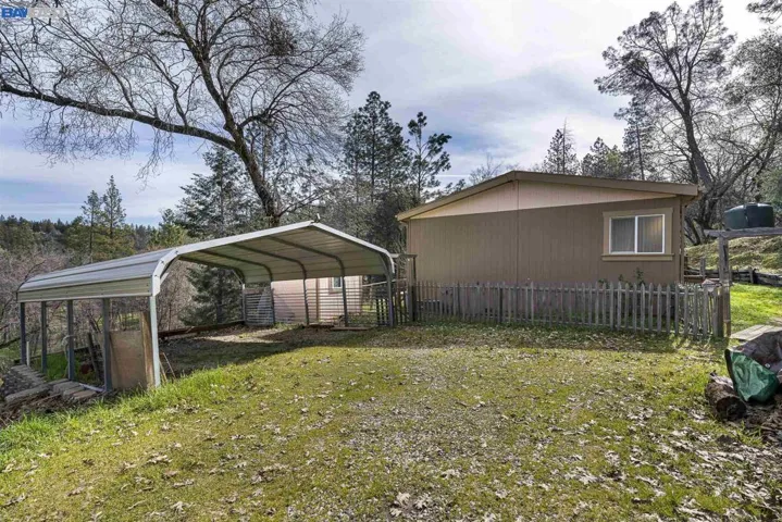 10500 Pekolee Dr, Grass Valley, California 95949