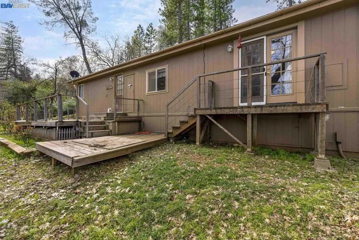 10500 Pekolee Dr, Grass Valley, California 95949