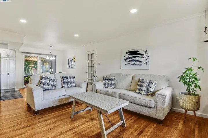 15658 Vassar, San Lorenzo, California 94580