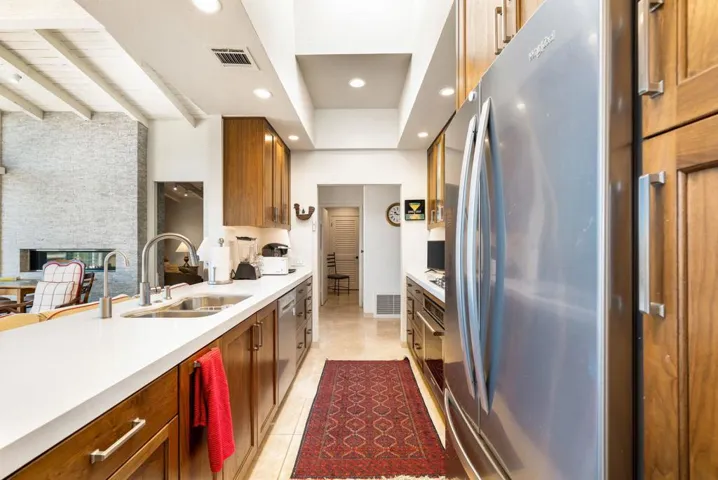 Open Kitchen