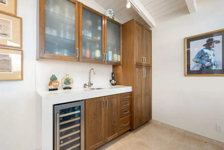 Wet Bar