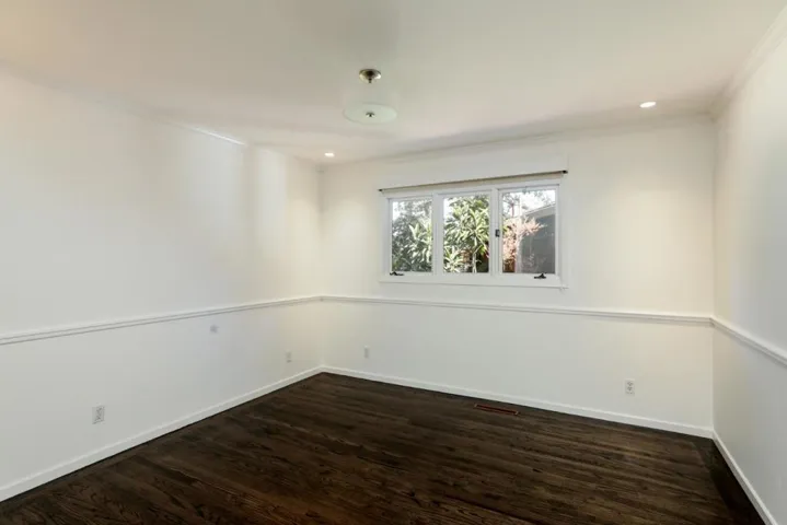 279 Covington Road, Los Altos, California 94024
