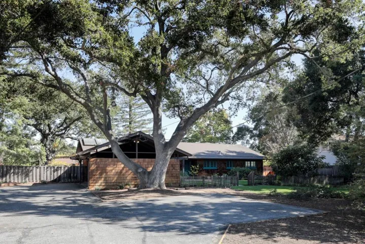 279 Covington Road, Los Altos, California 94024