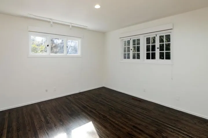279 Covington Road, Los Altos, California 94024