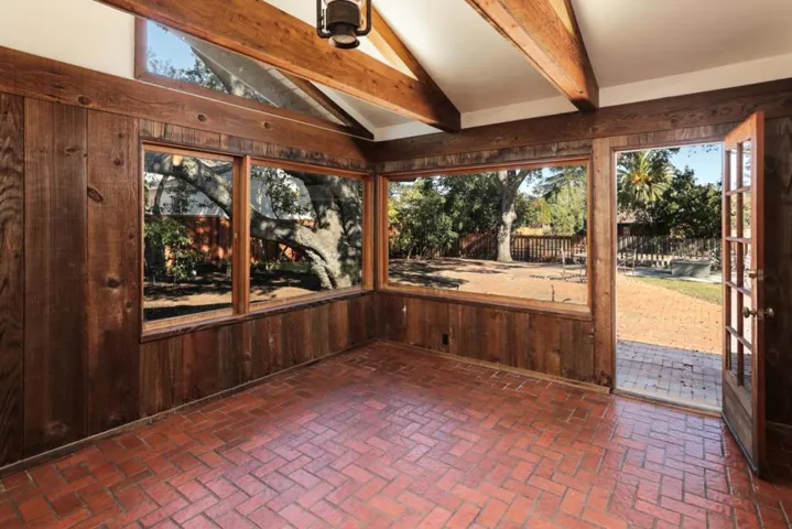 279 Covington Road, Los Altos, California 94024