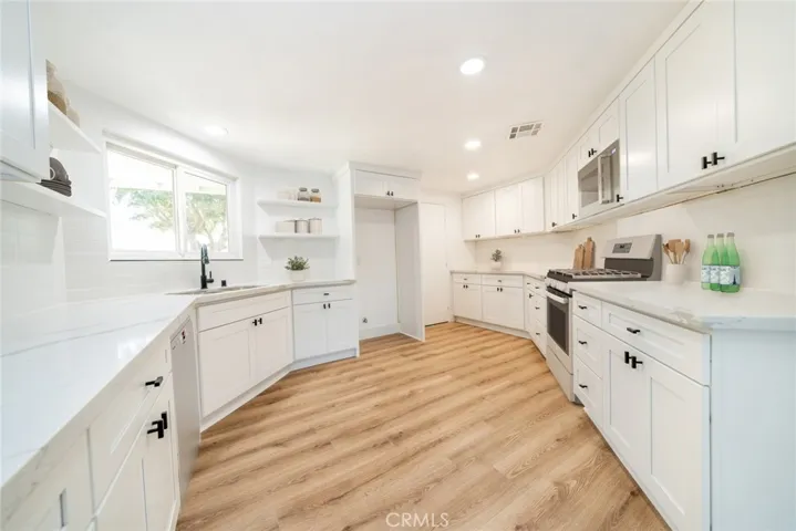 31021 Avenida Ximino, Cathedral City, California 92234