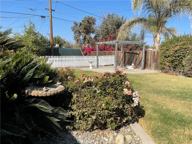 1802 Mckinley Avenue, Hanford, California 93230