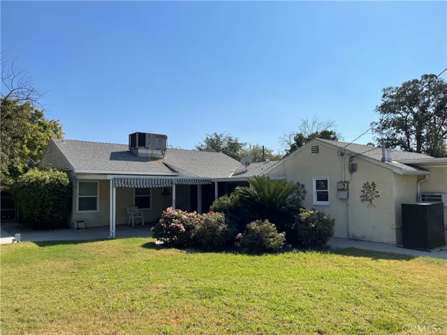 1802 Mckinley Avenue, Hanford, California 93230