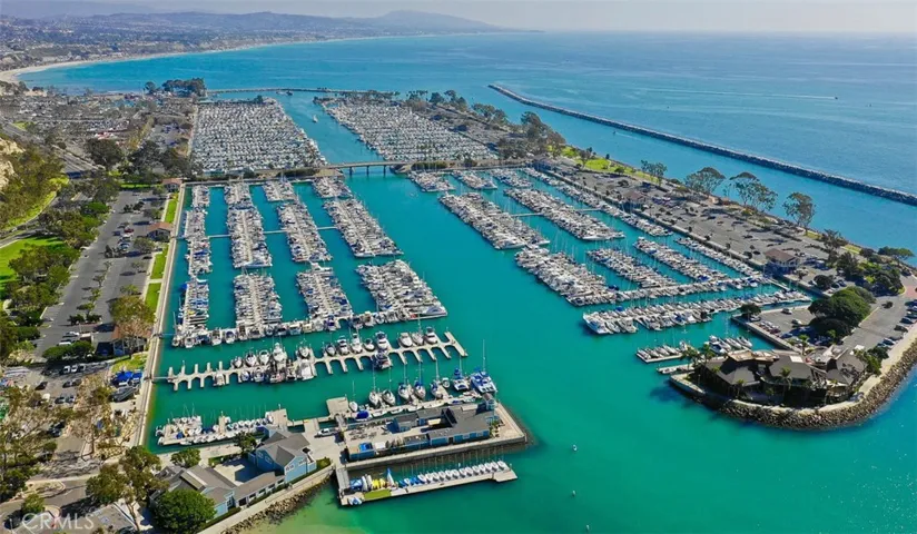 South Cove communtiy is close to the Dana Point Harbor, The Lantern District and beaches.