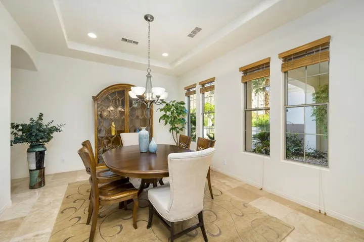 78181 Red Hawk Ln.