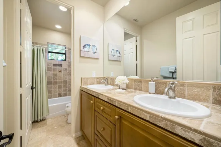 78181 Red Hawk Ln.