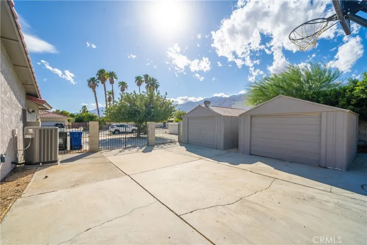 2488 E Desert Park Avenue, Palm Springs, California 92262