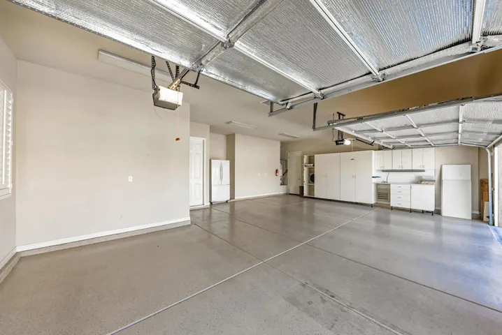 81713 Avenida Santiago-51