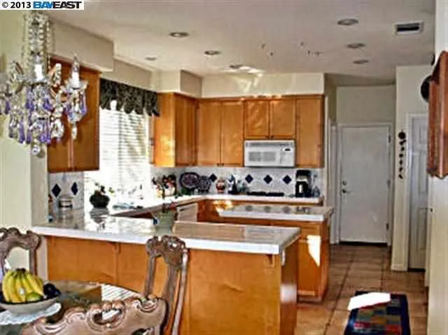 1566 Melanie Way, Livermore, California 94550-0800