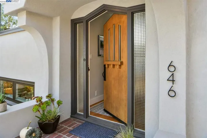 646 Colusa Avenue, Berkeley, California 94707