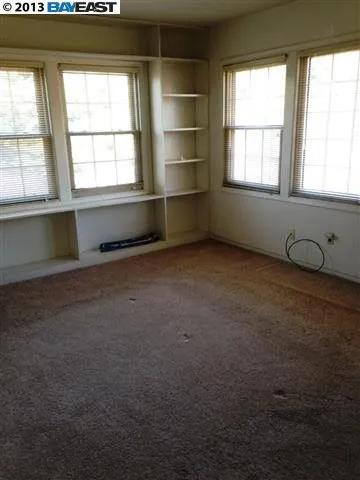 21279 Birch St, Hayward, California 94541-1537