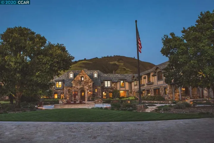 7 Country Oak Ln, Alamo, California 94507