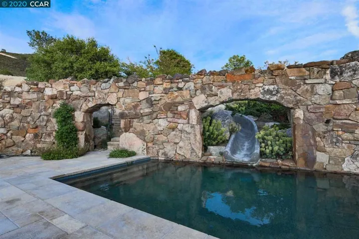 7 Country Oak Ln, Alamo, California 94507