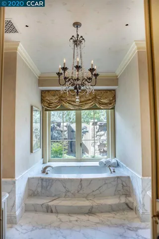 7 Country Oak Ln, Alamo, California 94507