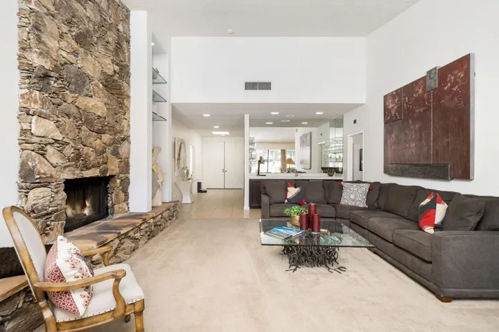 22-web-or-mls-RZValleVista_2022_022