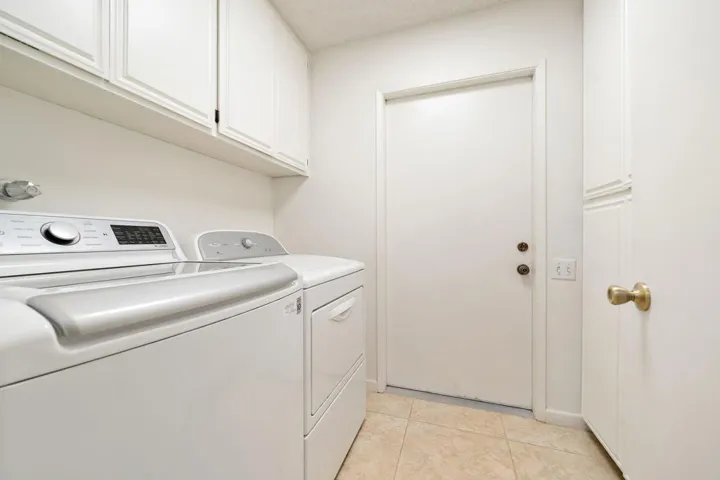 47-web-or-mls-RZValleVista_2022_047