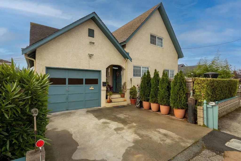 Myrtle, Half Moon Bay, California 94019 home-pic-1