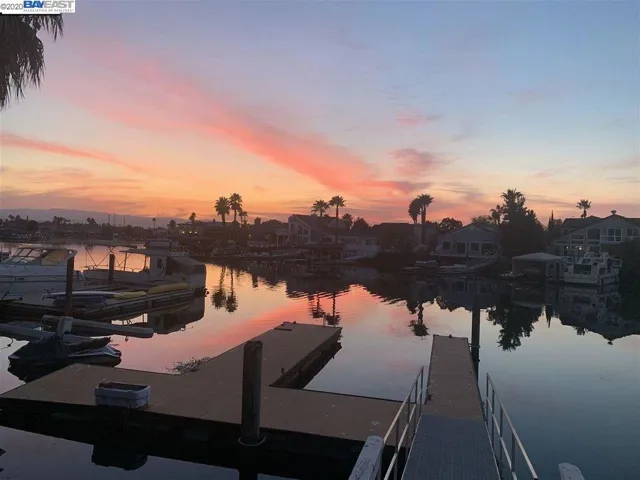 2112 Portside Ct, Discovery Bay, California 94505