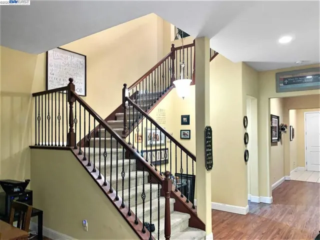 1721 Cherry Blossom Ln, Tracy, California 95377