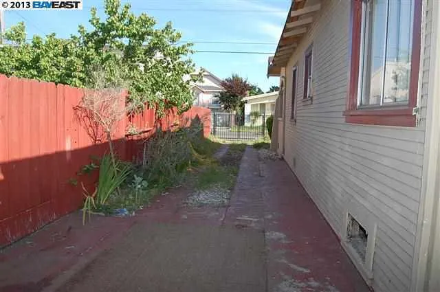 1485 82nd Ave, Oakland, California 94621-2201