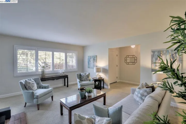 4826 Meadowbrook Dr, Richmond, California 94803